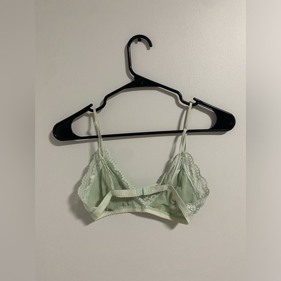 Aritzia Bralette - Picture 3 of 5
